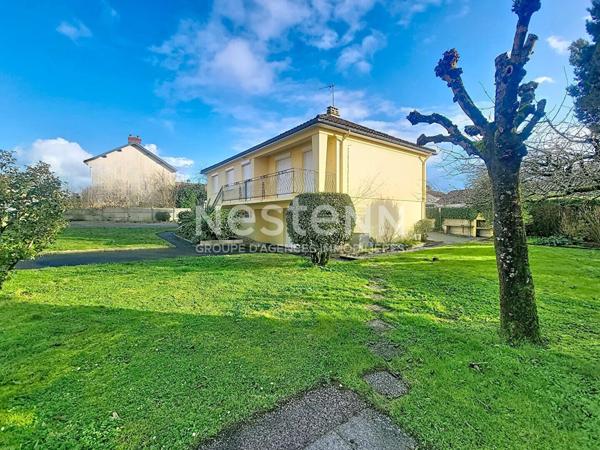 Maison à vendre à Pont Saint Martin - 3 chambres avec jardin et garage