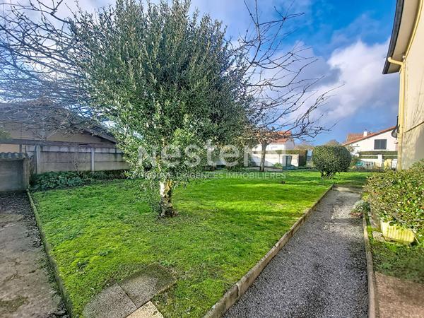Maison à vendre à Pont Saint Martin - 3 chambres avec jardin et garage