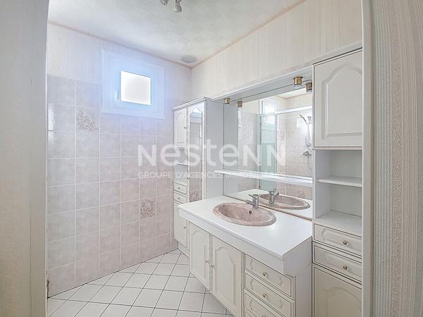 Maison à vendre à Pont Saint Martin - 3 chambres avec jardin et garage