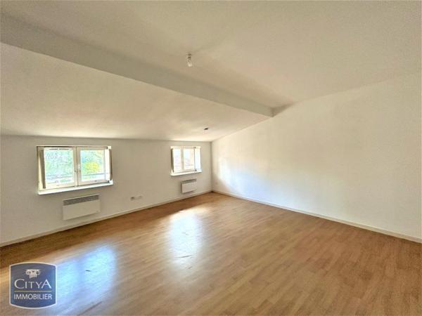 Appartement à louer 1 pièce 40m²
