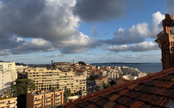 Appartement à vendre    1 pièce • 44,24 m2 Cannes