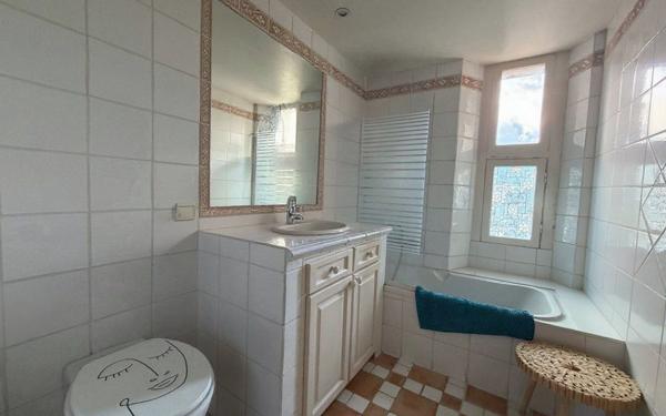 Appartement à vendre    1 pièce • 44,24 m2 Cannes