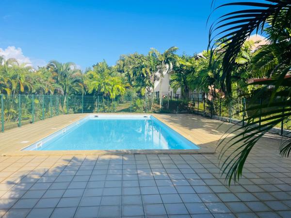 LAMENTIN - Appartement T3 dans résidence sécurisée avec piscine