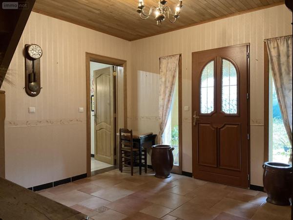 Maison à vendre à Gourdon dans le Lot (46300), ref : 46041/388