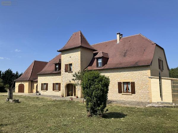 Maison à vendre à Gourdon dans le Lot (46300), ref : 46041/388