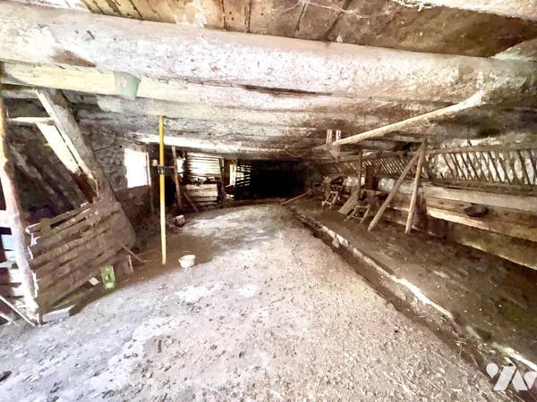 A VENDRE CORPS DE FERME SECTEUR CHAULHAC