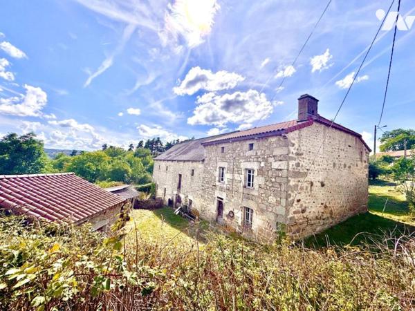 A VENDRE CORPS DE FERME SECTEUR CHAULHAC