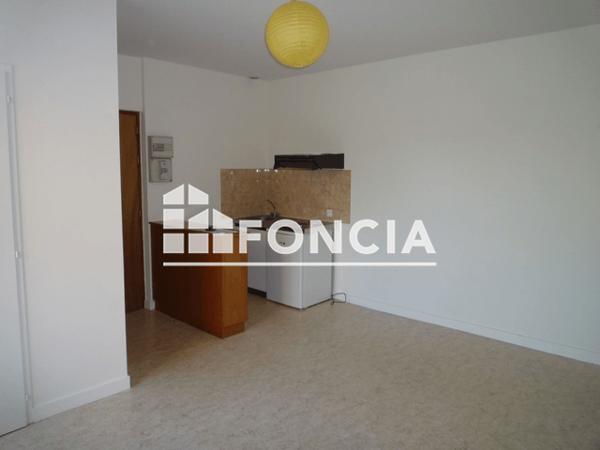 Location Appartement 2 pièces 30.15 m² - 7 RUE JEAN JAURES Poitiers 86000