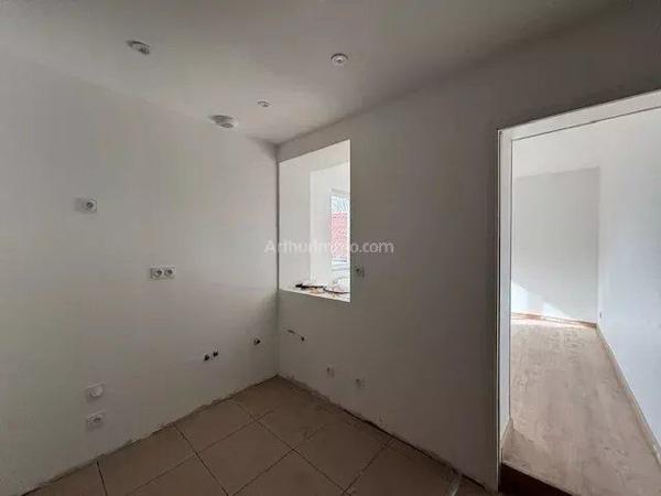 Vente Immeuble 8 pièces 160 m2 à Villeneuve-Saint-Georges