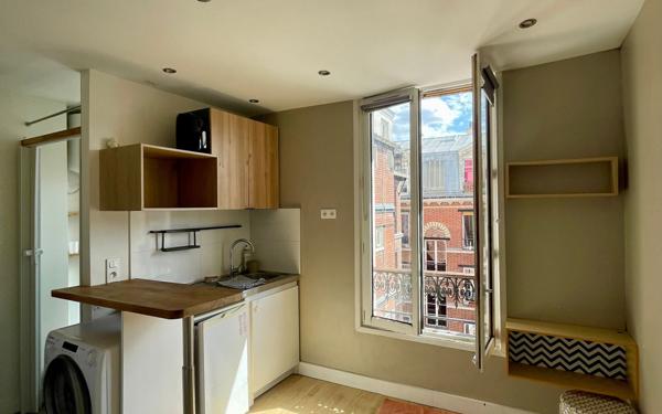 Appartement à vendre    1 pièce • 12,28 m2 Paris 11