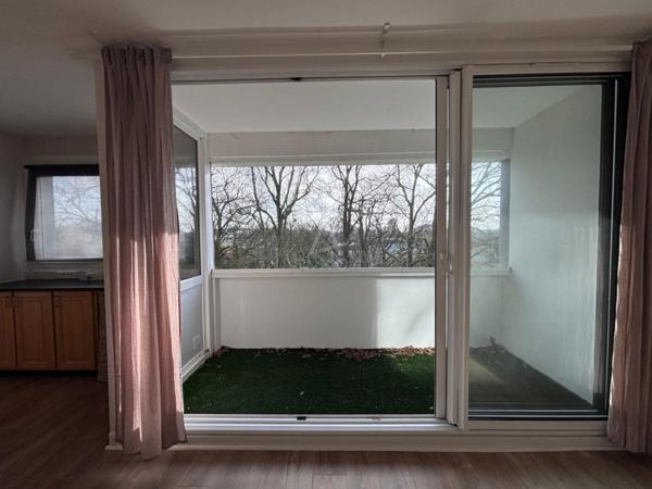 Appartement 3 pièces avec loggia et cave