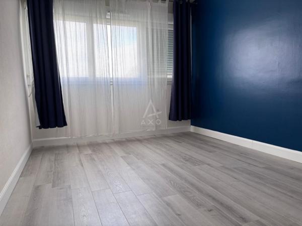 Appartement 3 pièces avec loggia et cave