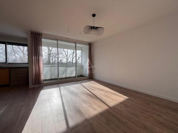 Appartement 3 pièces avec loggia et cave