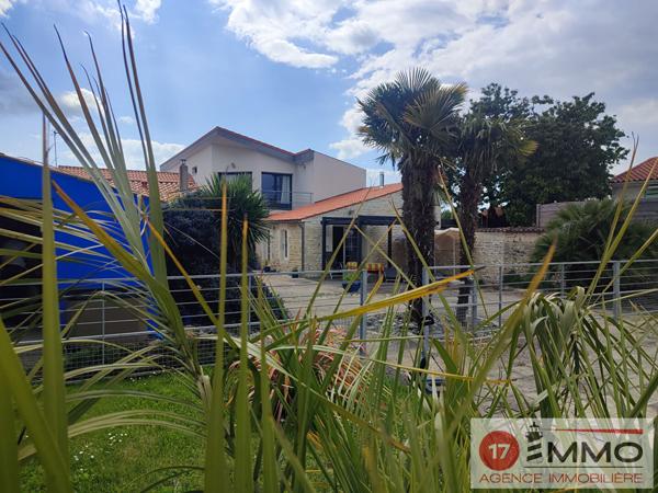 Maison Atypique 235 m² avec Ascenseur & Très grand garage – LA JARRIE