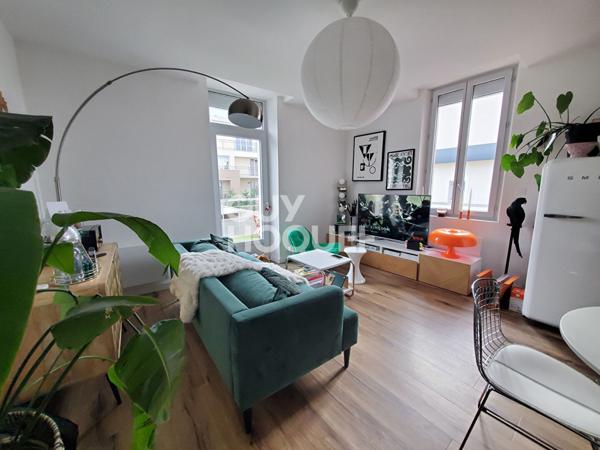 Appartement 3 pièce(s) avec terrasse