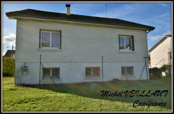 Maison à vendre 5 pièces DORNES (58), 3 chambres, terrain 757 m², pompe à chaleur, poêle à granulés