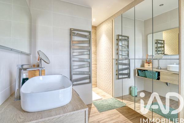 Maison à vendre 5 pièces 145 m² Saint-Leu-d'Esserent