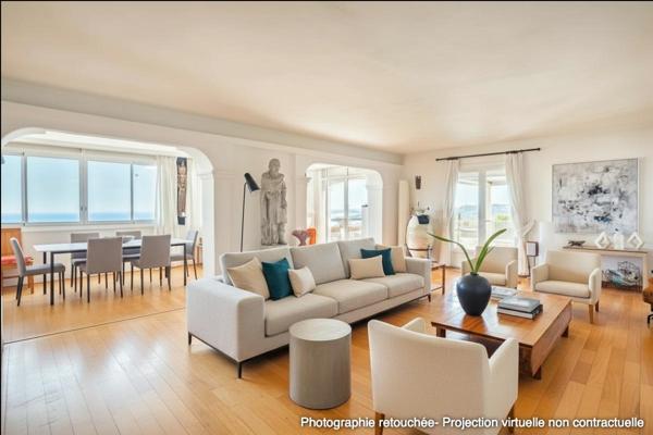 Vue mer à 180°- Demeure de 7 pièce(s) -LES ISSAMBRES