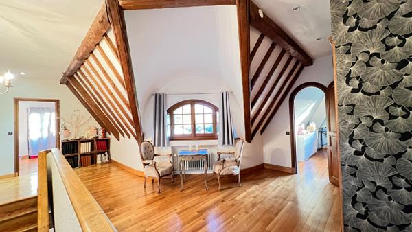 NOAILLES PROCHE, PROPRIETE 8 PIECES + STUDIO ET MAISON DE GARDIEN, 2.5 HECTARES DE TERRAIN