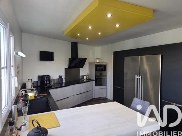 Maison à vendre 6 pièces 255 m² Le Fenouiller