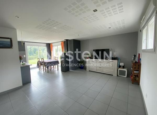 Maison contemporaine à Elven - 4 pièces, 3 chambres