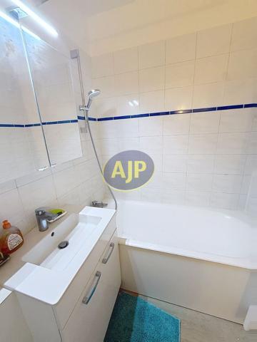 Appartement à vendre Paris 15eme - 1 pièces, 26m² avec 0 chambre(s) à 288 900€ - AJP Immobilier Paris 15 - Agence Grenelle