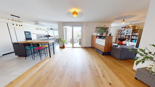 Appartement 6 pièces - 167 m² Exclusivité efficity