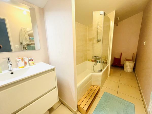 Appartement 6 pièces - 167 m² Exclusivité efficity