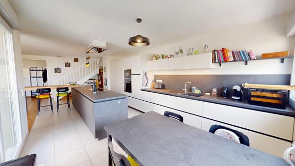 Appartement 6 pièces - 167 m² Exclusivité efficity