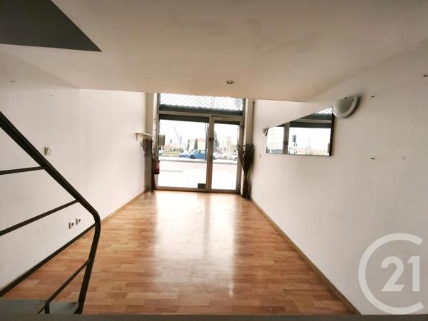 à vendre  31 m 2   BANDOL  - 83