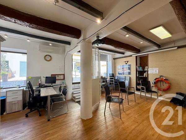 à vendre  31 m 2   BANDOL  - 83