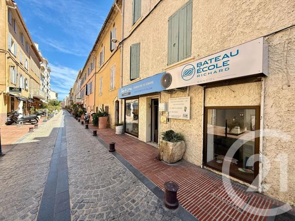 à vendre  31 m 2   BANDOL  - 83