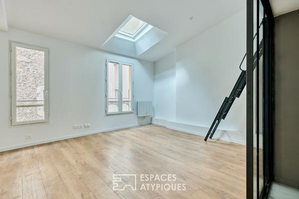 Appartement rénové par architecte en dernier étage aux Batignolles