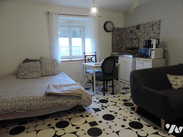 PLOUARET, MAISON DE MAITRE (PROCHE GARE  TGV ET COMMERCES)