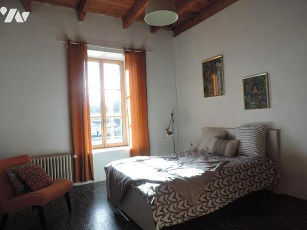 PLOUARET, MAISON DE MAITRE (PROCHE GARE  TGV ET COMMERCES)