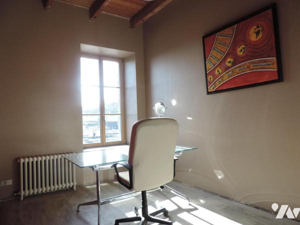 PLOUARET, MAISON DE MAITRE (PROCHE GARE  TGV ET COMMERCES)