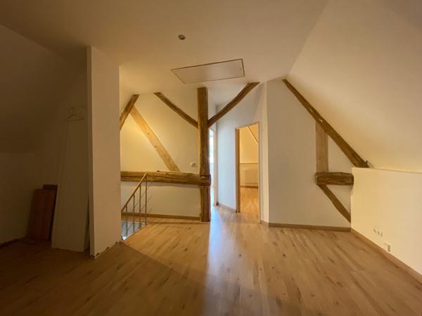 Maison en pierre rénovée 5 pièces - 125 m²