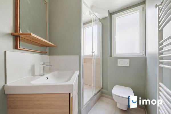 Superbe T4 2 chambres au 5e étage avec balcon