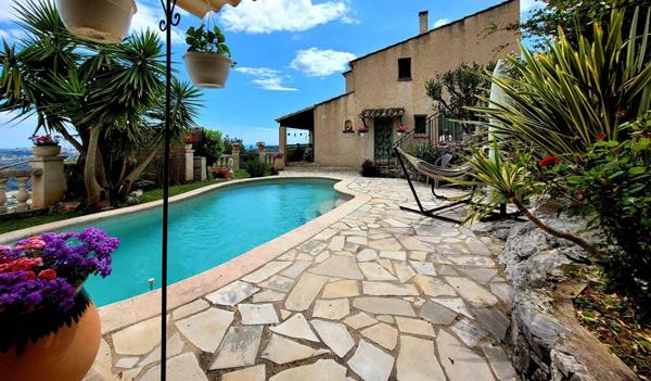 Maison à vendre    4 pièces •  Gattières