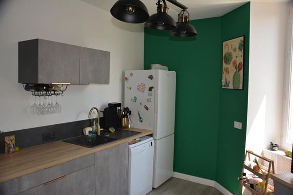 Local commercial avec fonds de commerce et maison d'habitation à Mauléon.