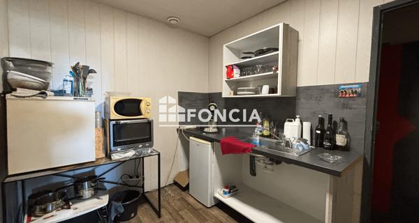 À vendre Local commercial 450 m² - Mont-de-marsan 40000