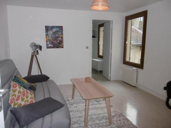 Appartement à louer  2 pièces •  Reims