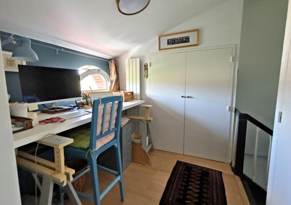 BAISSE DE PRIX - Maison bourgeoise avec jardin intimiste, garage, piscine