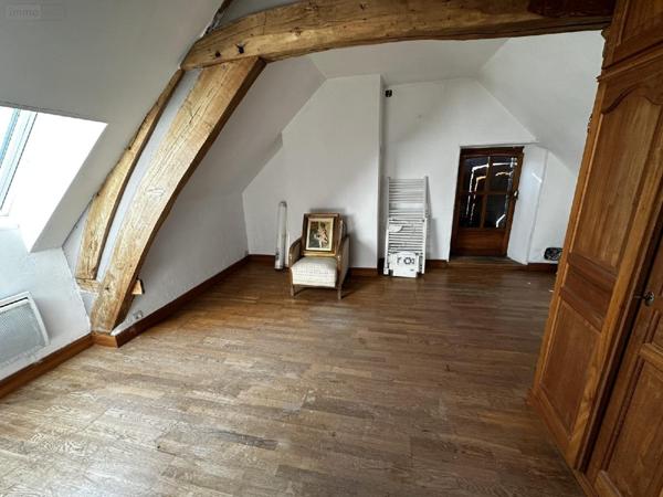 Maison à vendre à Savigny-sur-Clairis dans l'Yonne (89150), ref : 2400054