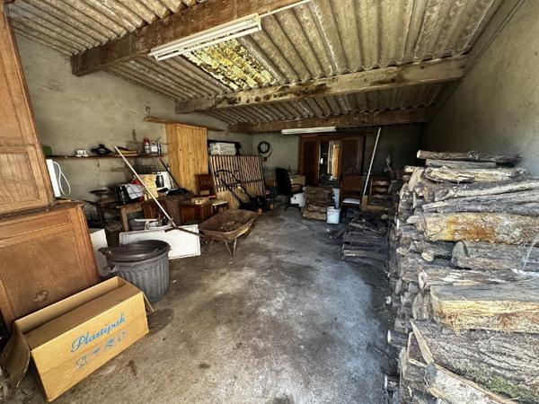 Maison à vendre à Savigny-sur-Clairis dans l'Yonne (89150), ref : 2400054