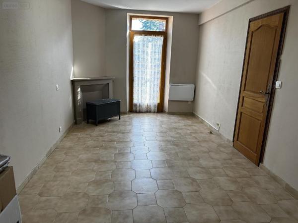 Maison à vendre à Savigny-sur-Clairis dans l'Yonne (89150), ref : 2400054