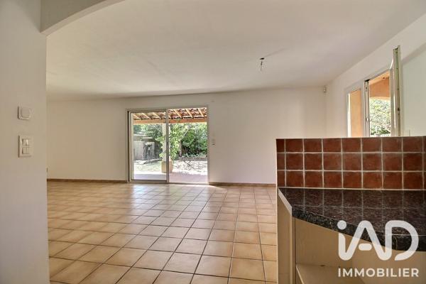 Maison à vendre 6 pièces 136 m² Le Beausset