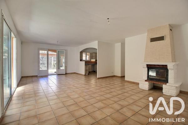 Maison à vendre 6 pièces 136 m² Le Beausset