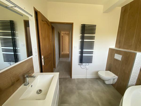 Maison Fontaine Les Dijon 7 pièce(s) 160 m2 au sol + piscine +sous-sol complet