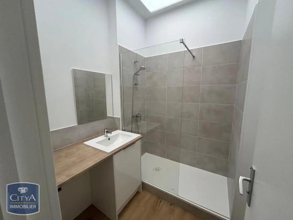 Appartement à louer 2 pièces 54.1m² Lille (59000)